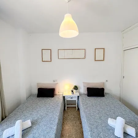 Bright And Cozy Flat By The Beach Fuengirola Esterno foto